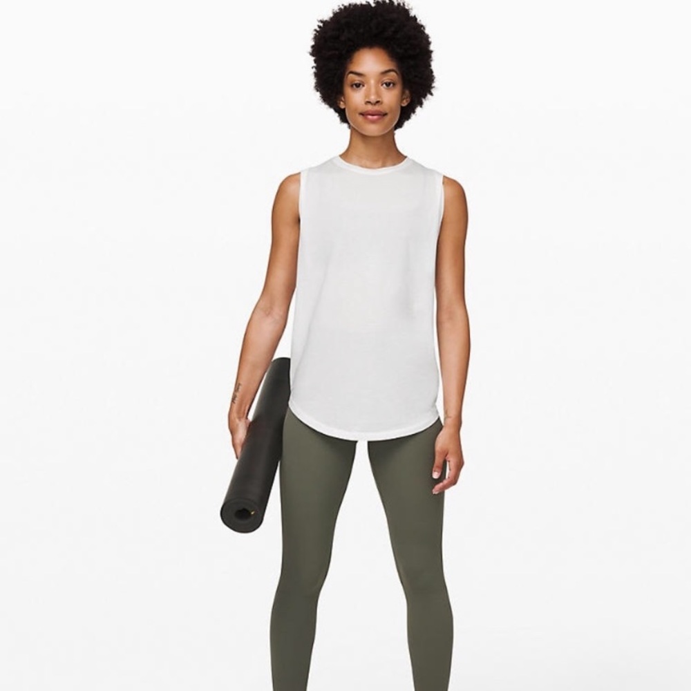 Lululemon sleeveless white tee - Picture 3 of 9